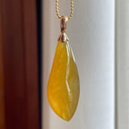 18k金扣冰种黄翡翡翠随型挂件（yc251060）