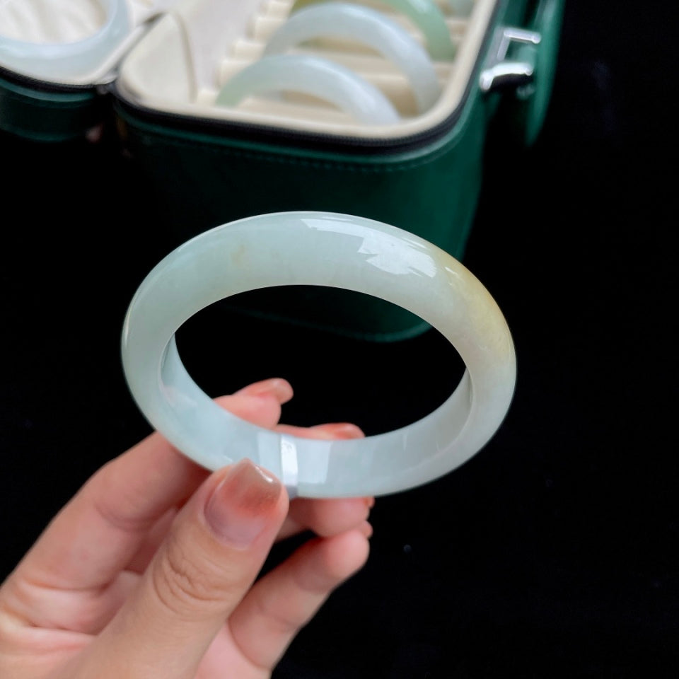 细糯种飘黄正圈 翡翠手镯（53mm）（yc017169）