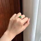 Nhẫn 18k vàng ngọc phỉ thúy chủng băng dương lục tự nhiên Miến Điện loại A (yc450161)