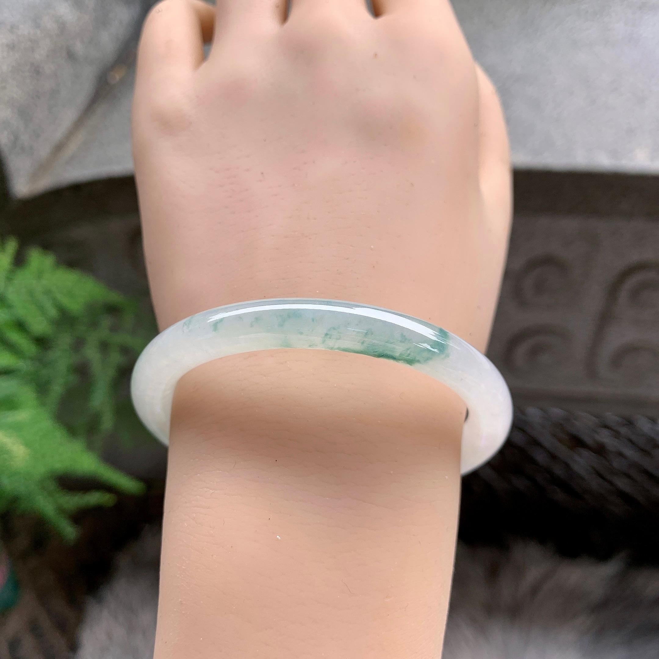 小圈口 糯冰种飘花圆条手镯53圈 天然缅甸A货翡翠（yc481913）