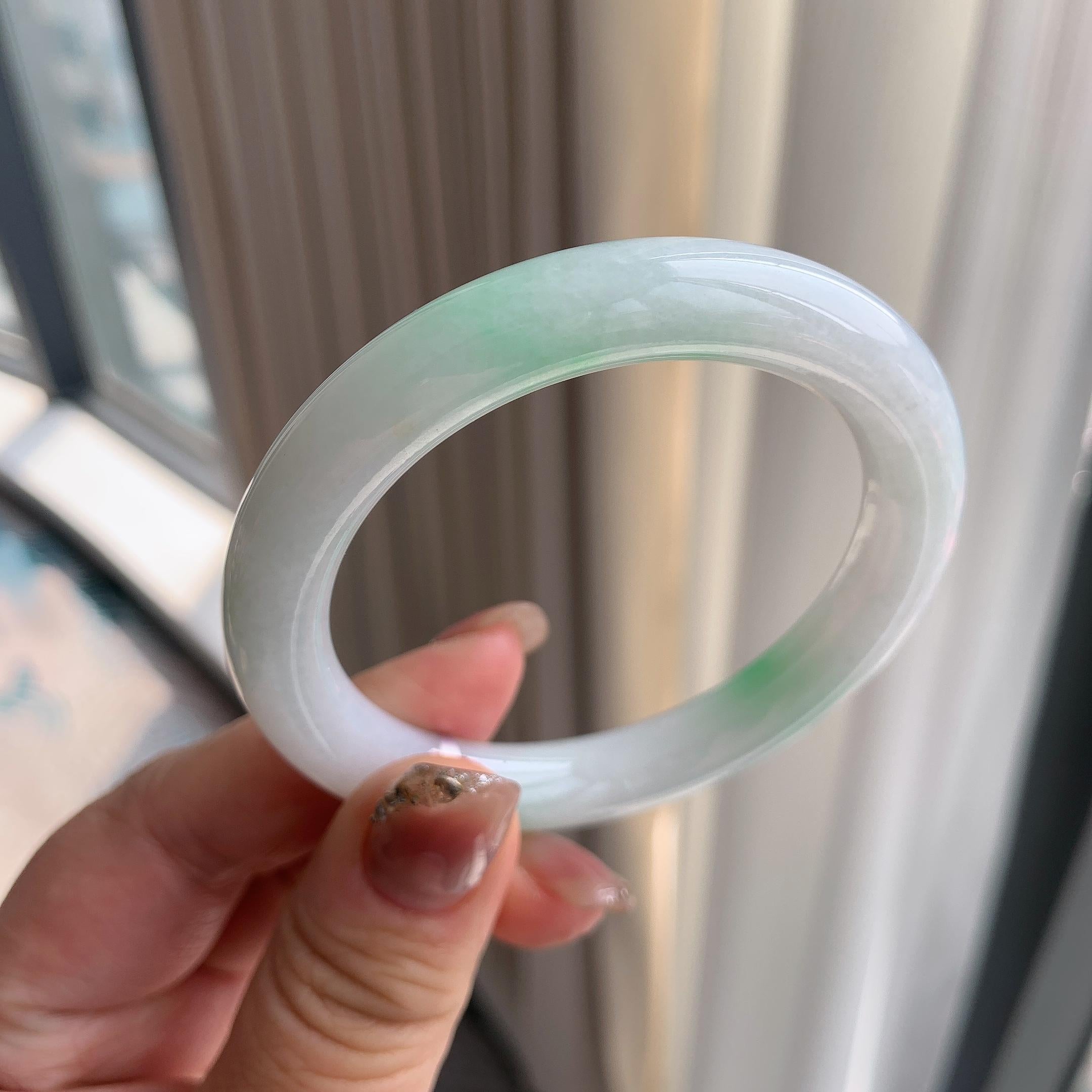 细糯种白底青圆条手镯（53.4mm）（yc293335）