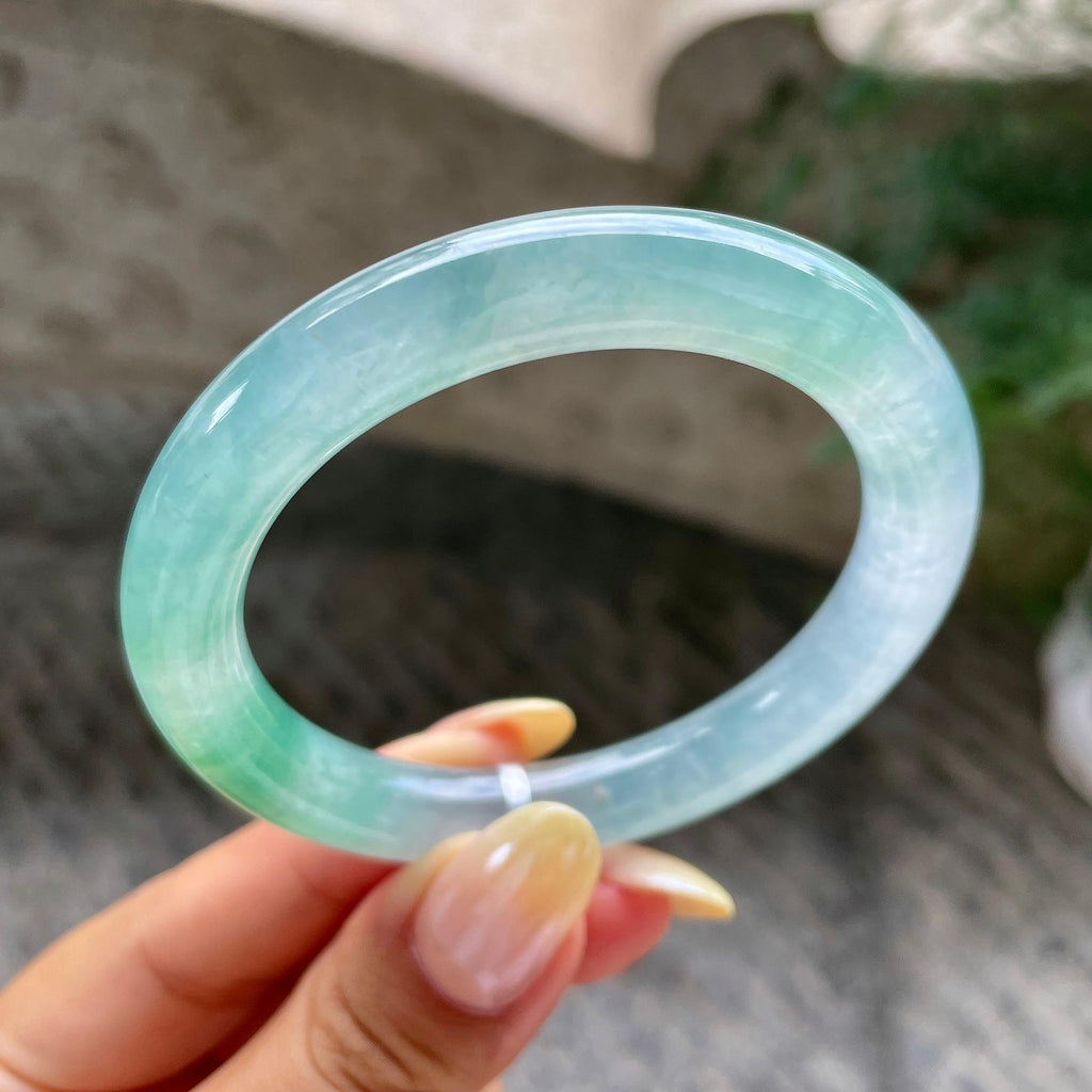 小圈口       糯冰种蓝底飘花圆条手镯52.6圈          天然缅甸A货翡翠（yc454776）