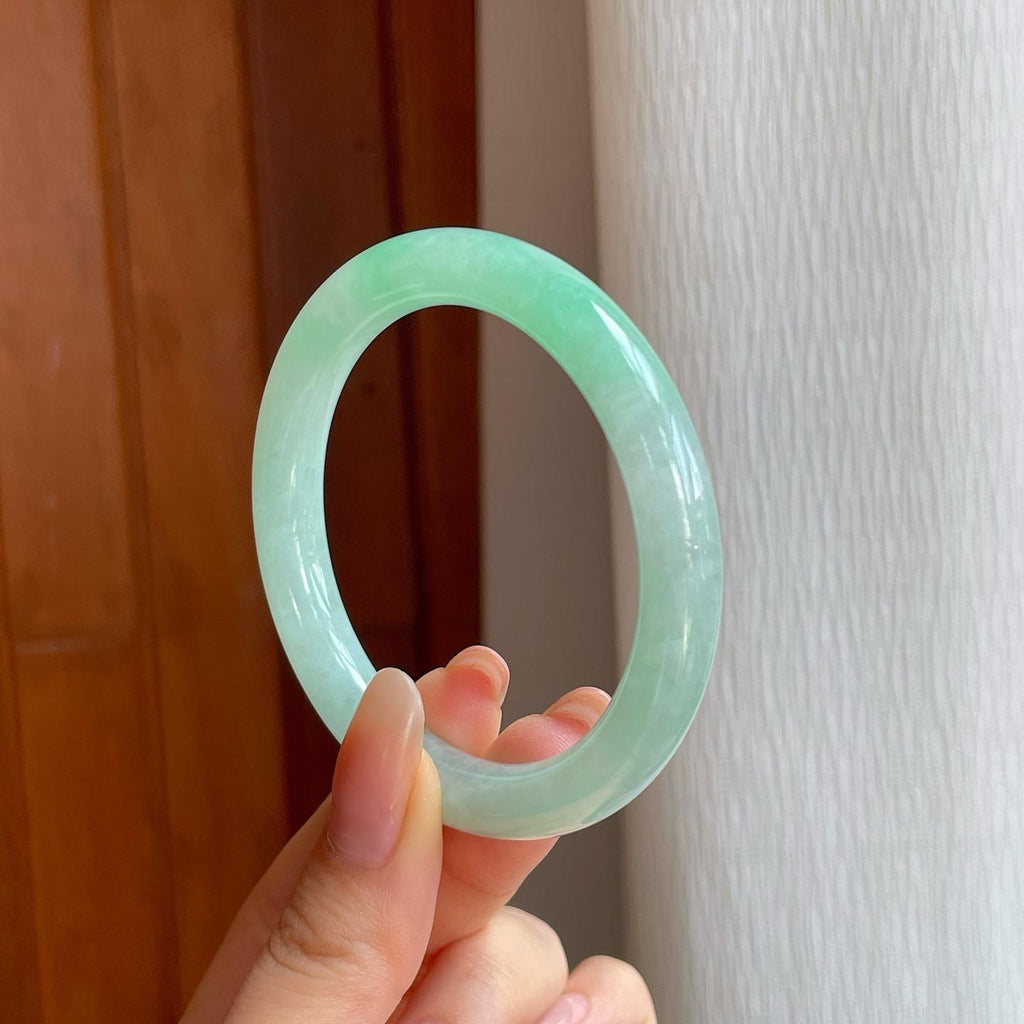 糯冰晴水翡翠圆条手镯（53mm)（yc370371）