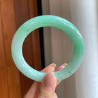糯冰果绿翡翠圆条手镯（57mm)（yc373953）