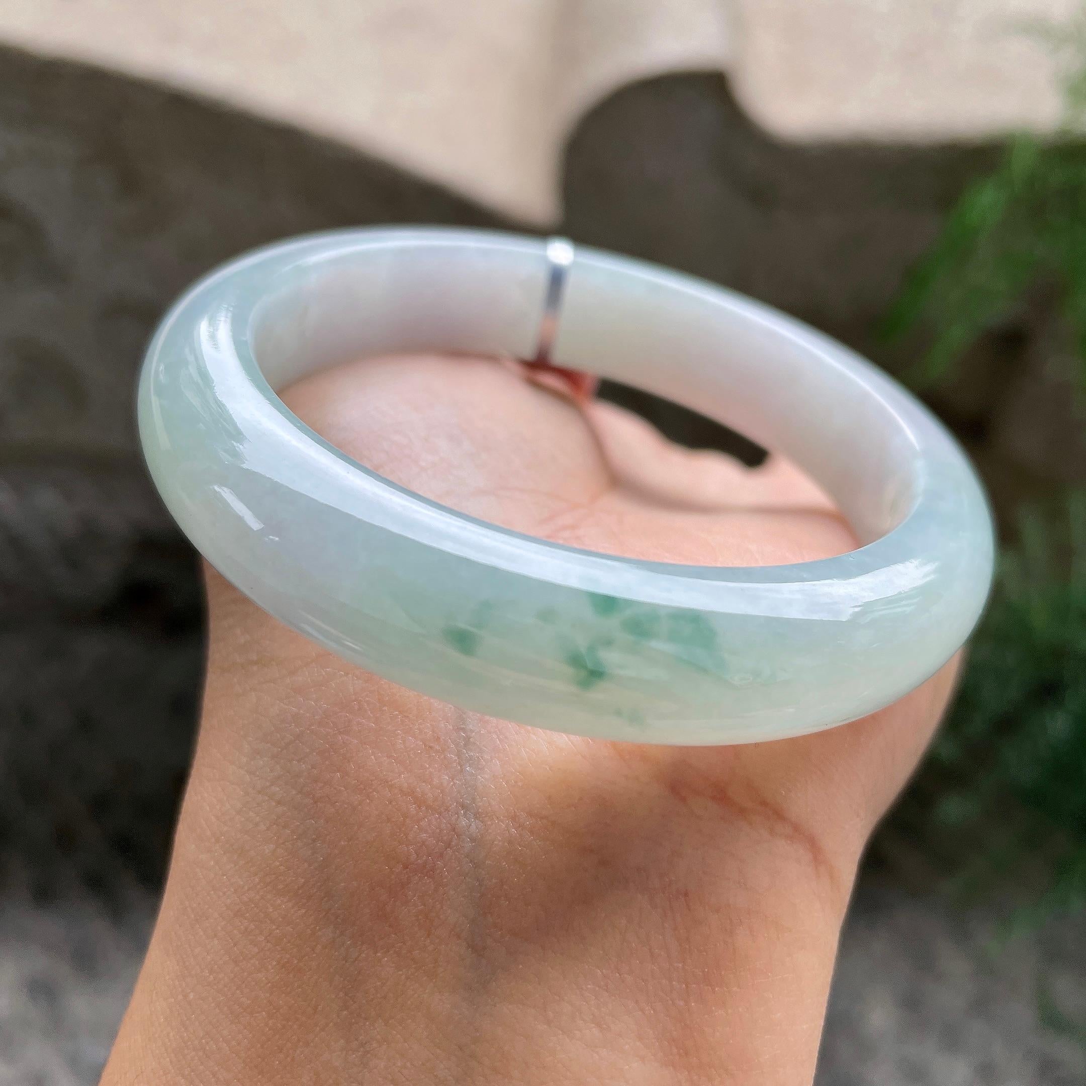 细糯种飘花正圈平安镯56.4圈            天然缅甸A货翡翠（yc392726）