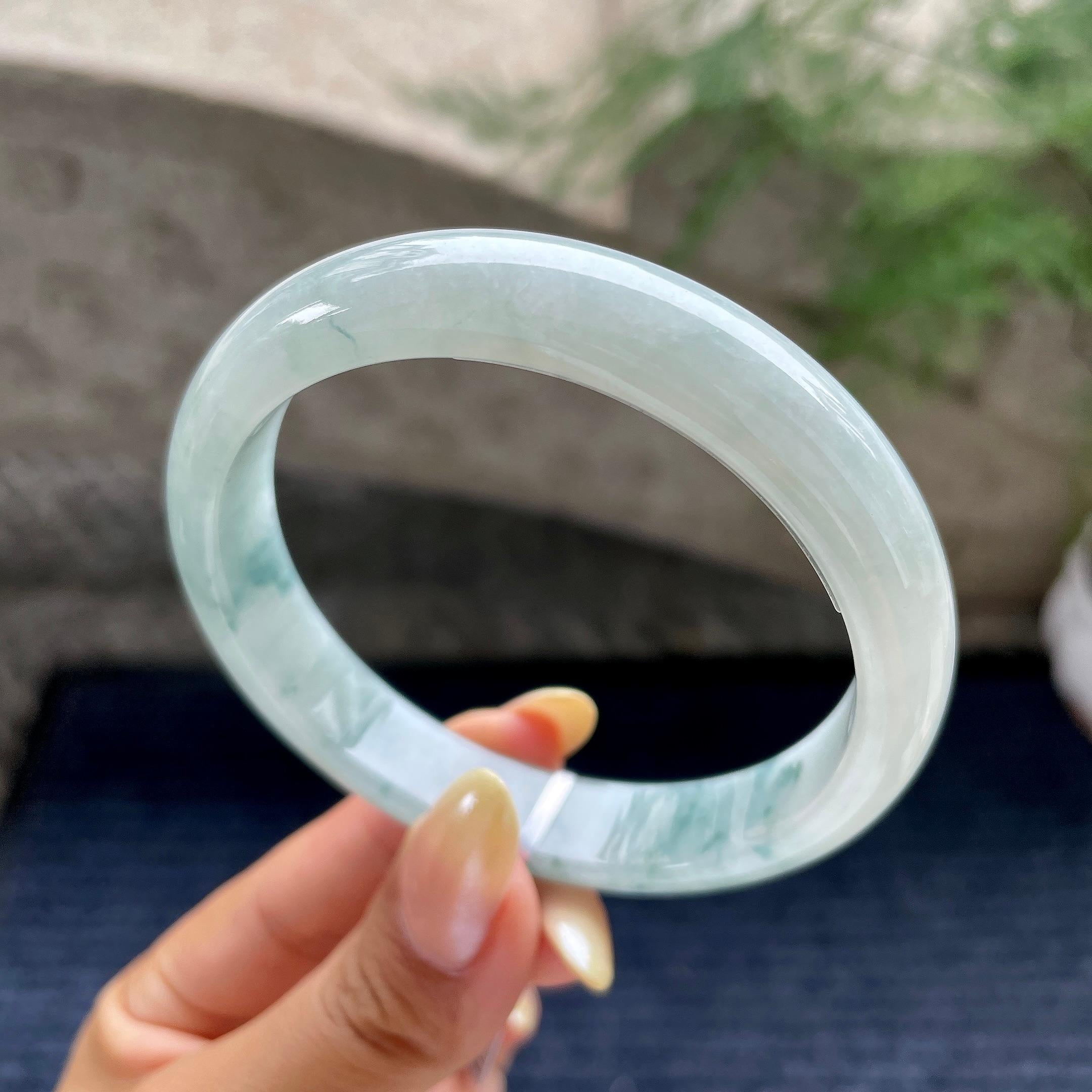 大圈口 细糯种飘花正圈平安镯60.7圈 天然缅甸A货翡翠（yc468005）