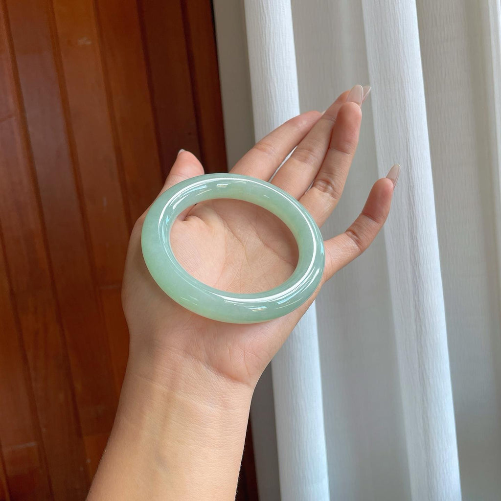 糯冰晴底翡翠圆条手镯（58mm）（yc274438）