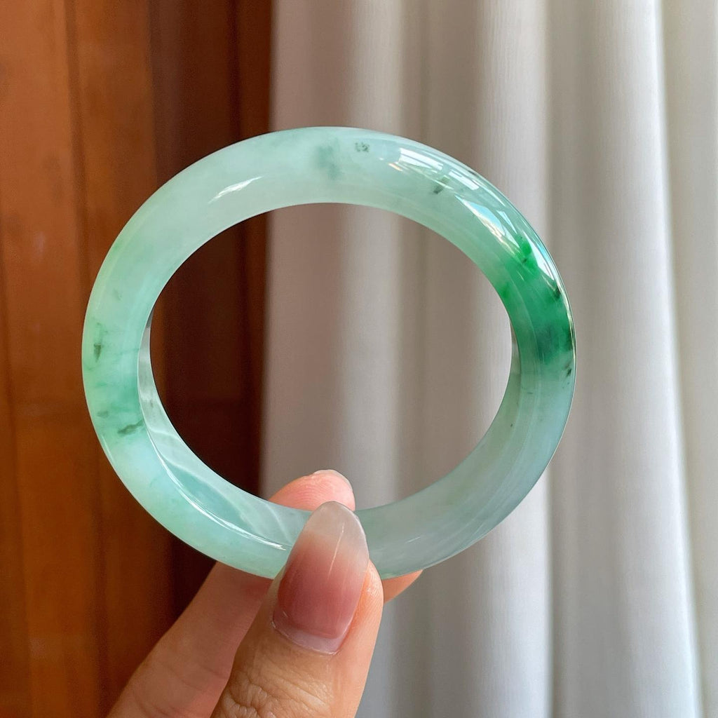 糯冰飘绿花翡翠平安镯（53.7mm）（yc312955）