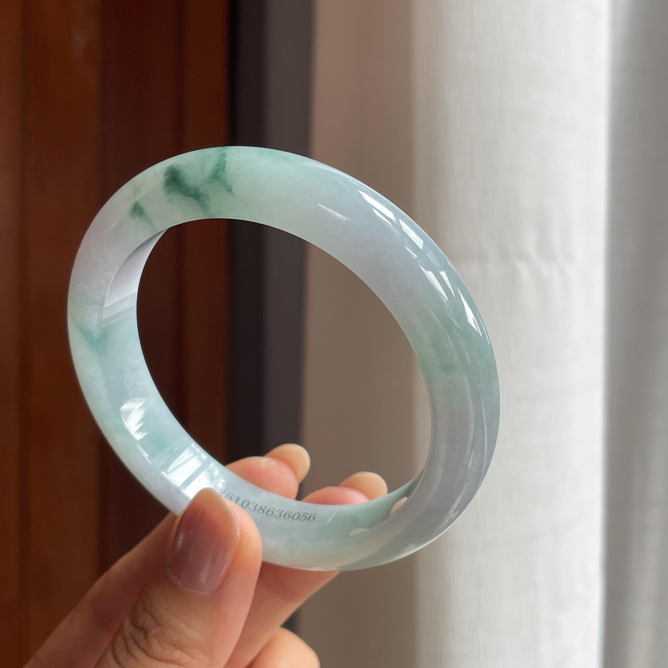 糯冰飘花翡翠平安镯（58.5mm）（yc423127）