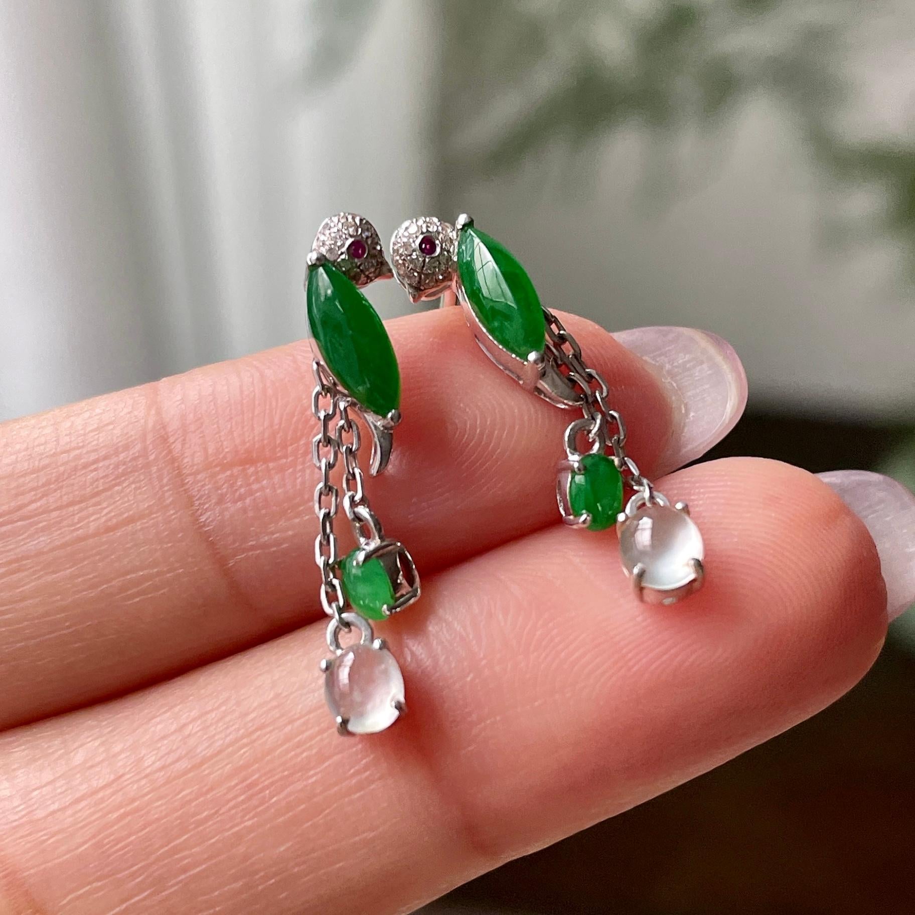 18k金钻镶糯冰种满绿随型耳钉   天然缅甸A货翡翠（yc319045）