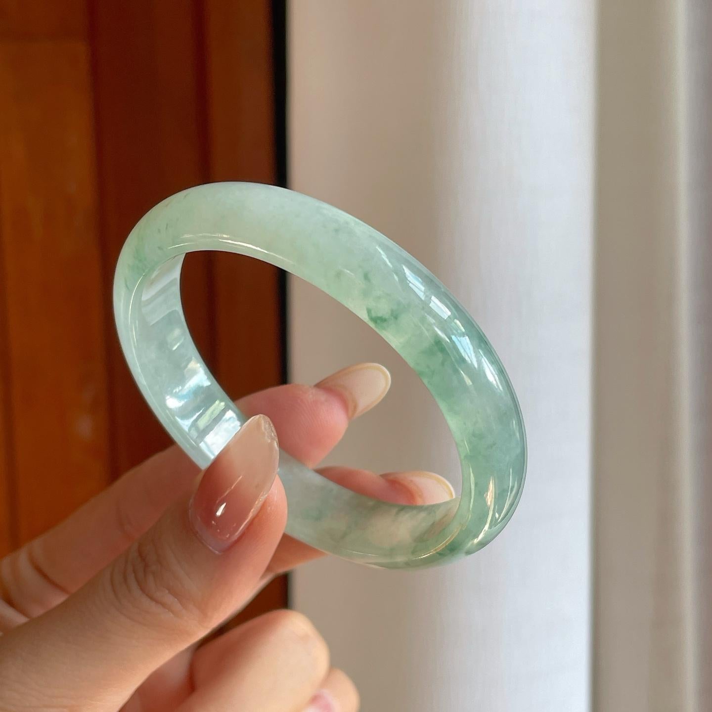 冰种飘花翡翠贵妃镯（55mm）（yc269671）