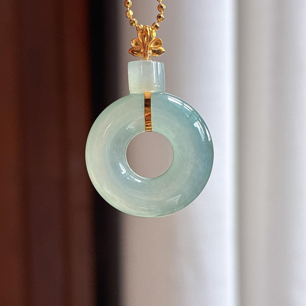 Khóa cài vàng 18k Băng chủng tình đá Bình An Khắc Ngọc phỉ thúy thiên nhiên Miến Điện loại A