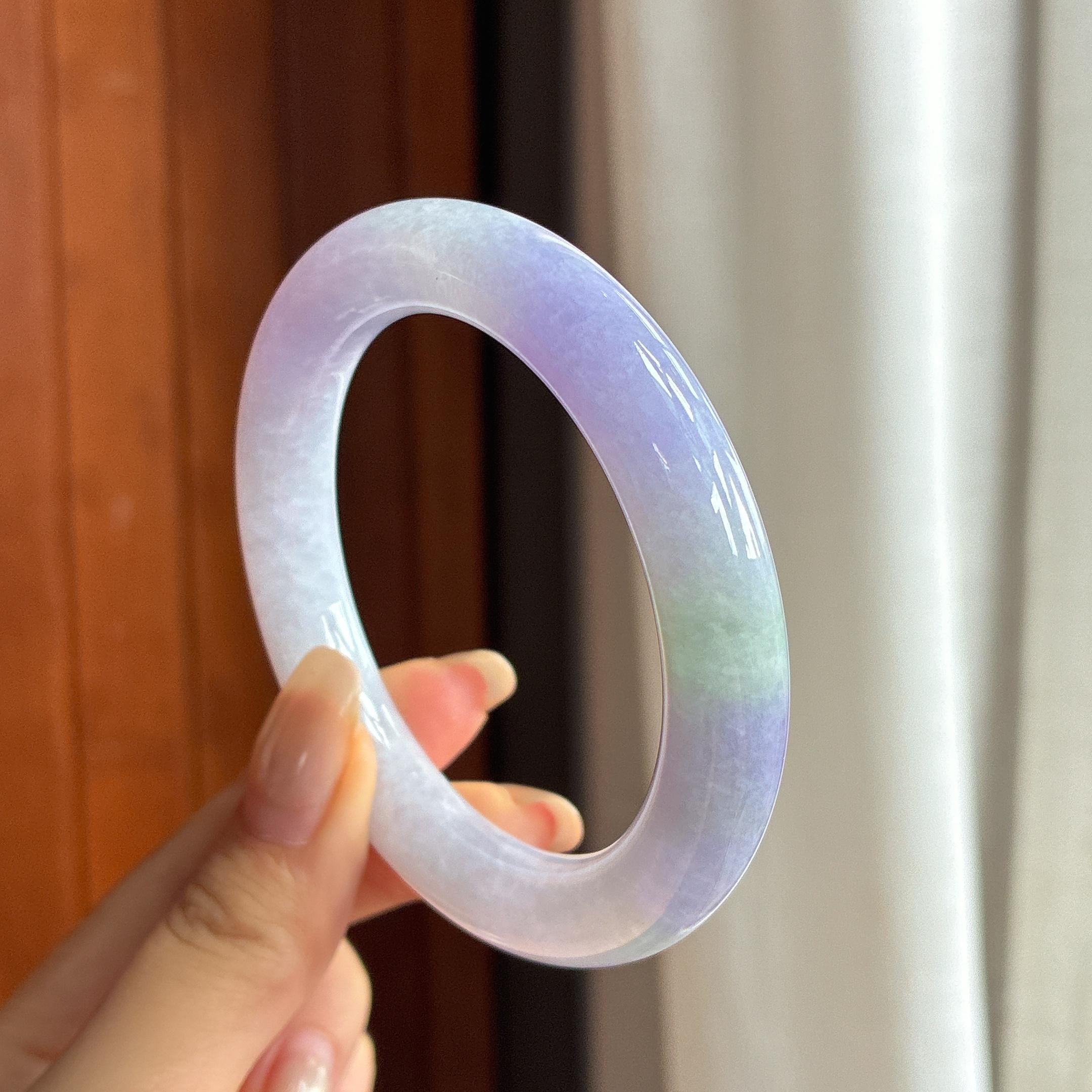 糯冰春带彩圆条手镯 55圈 天然缅甸A货翡翠（yc457475）