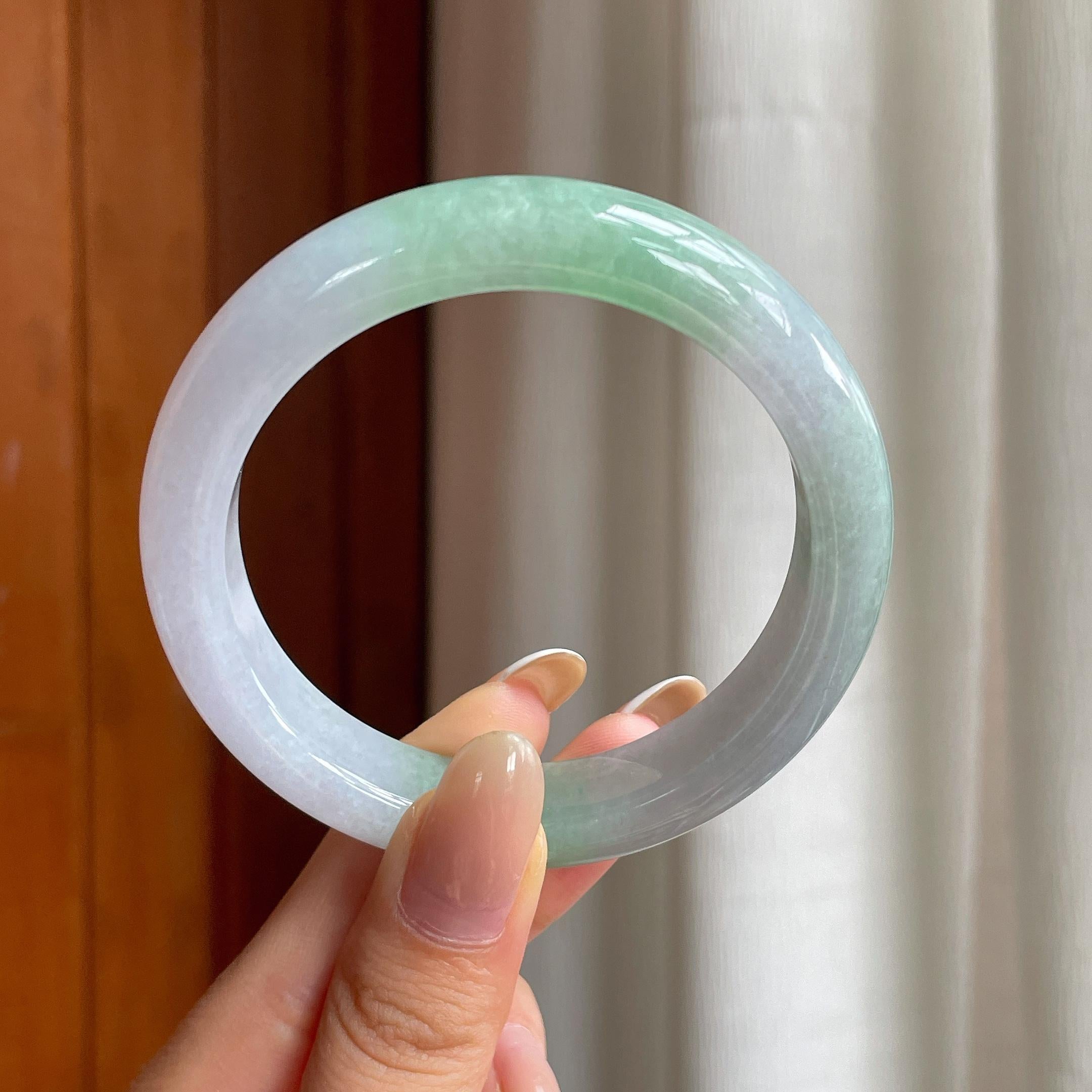 糯冰淡春底翡翠平安镯（56.3mm)（yc407454）
