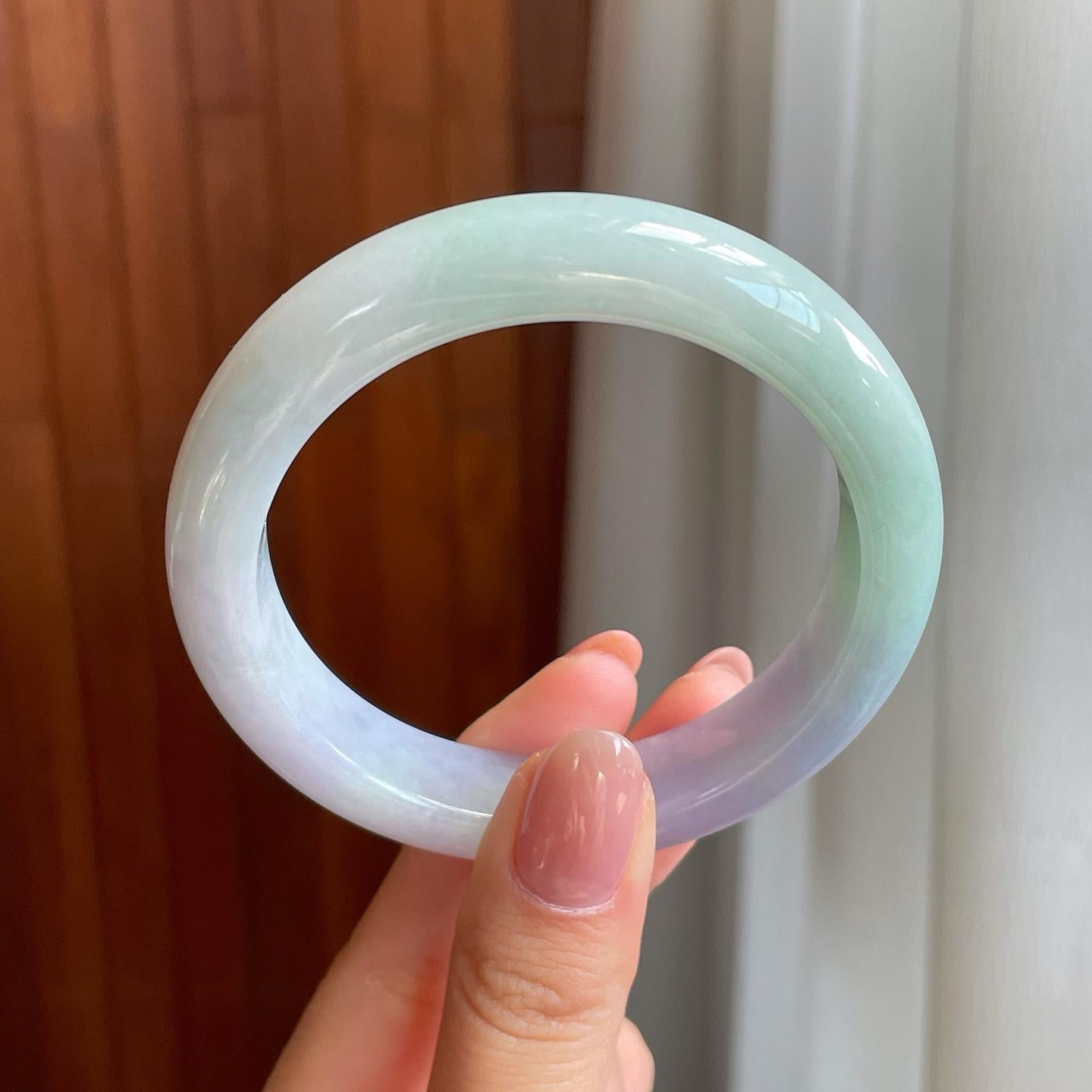 糯冰春带彩翡翠平安镯（56mm)（yc323237）
