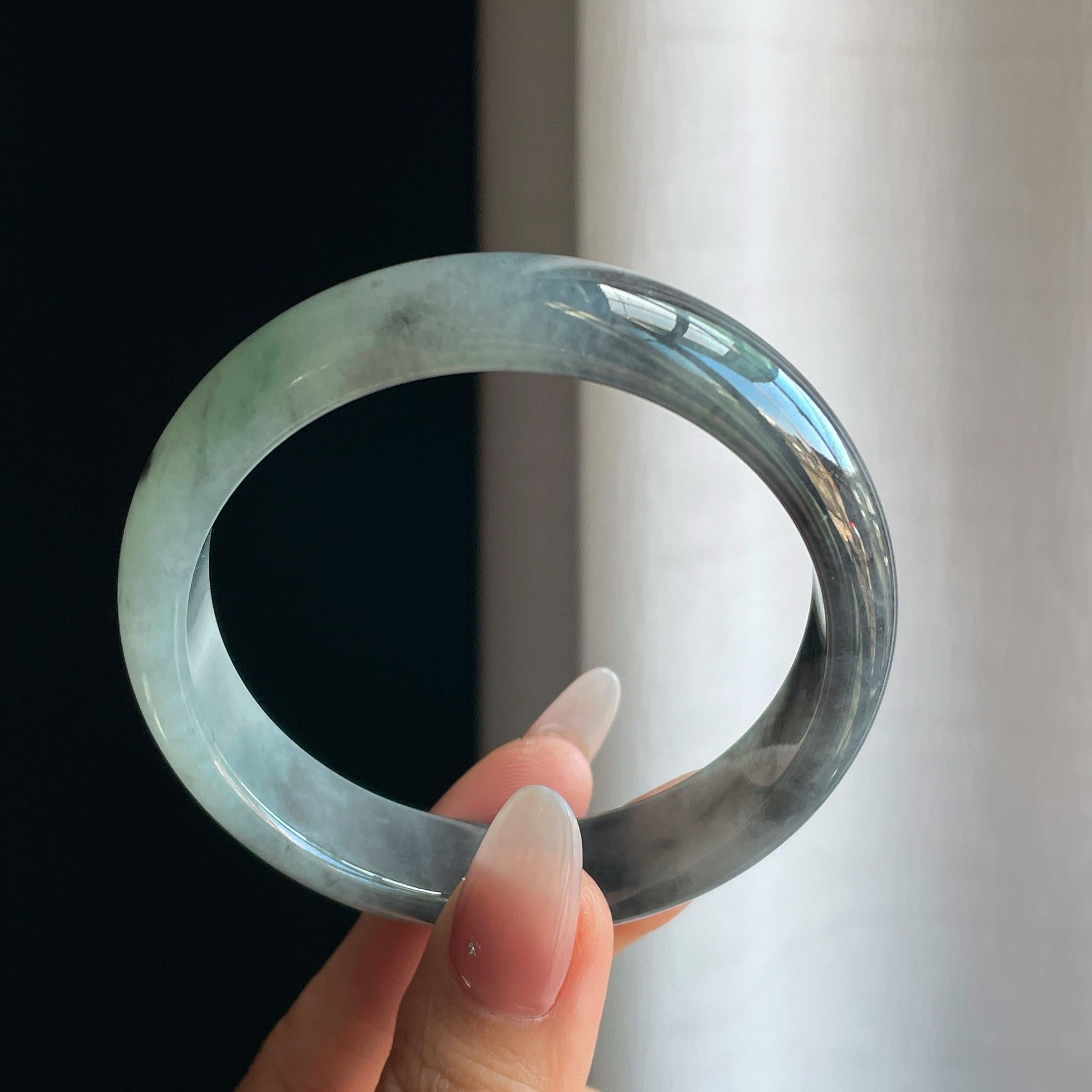 糯冰乌鸡翡翠手镯（58mm）（yc295063）
