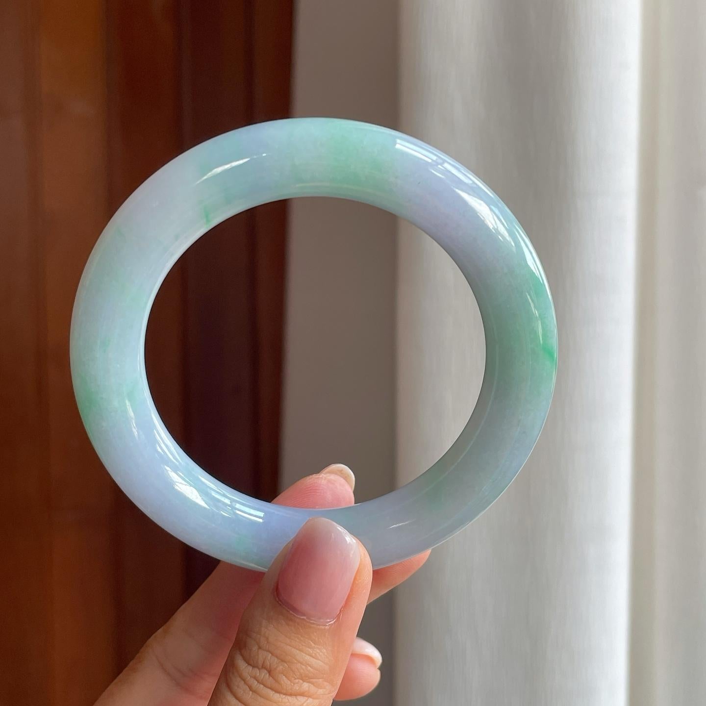 糯冰春彩翡翠圆条手镯（58.4mm)（yc380048）