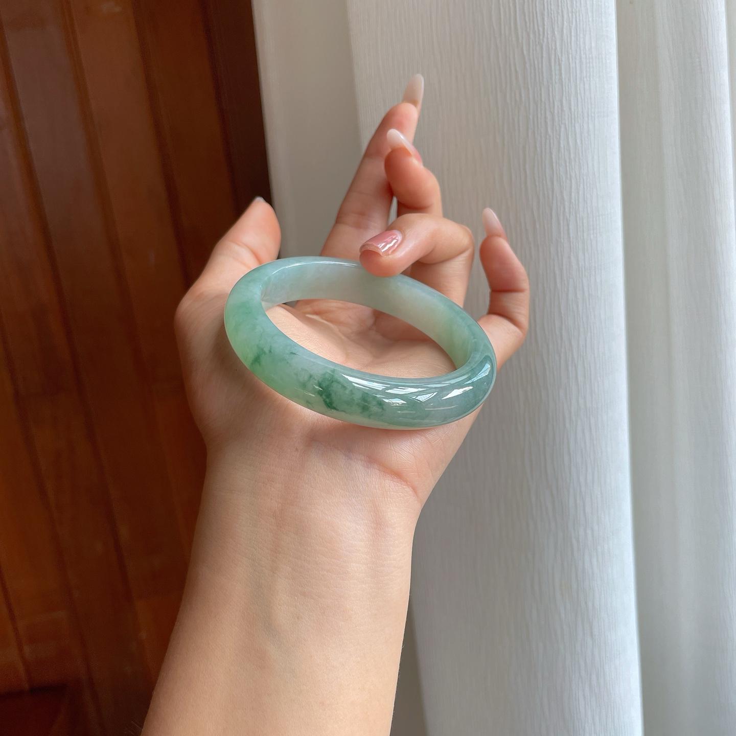 糯冰飘花翡翠平安镯（57.8mm）（yc307010）