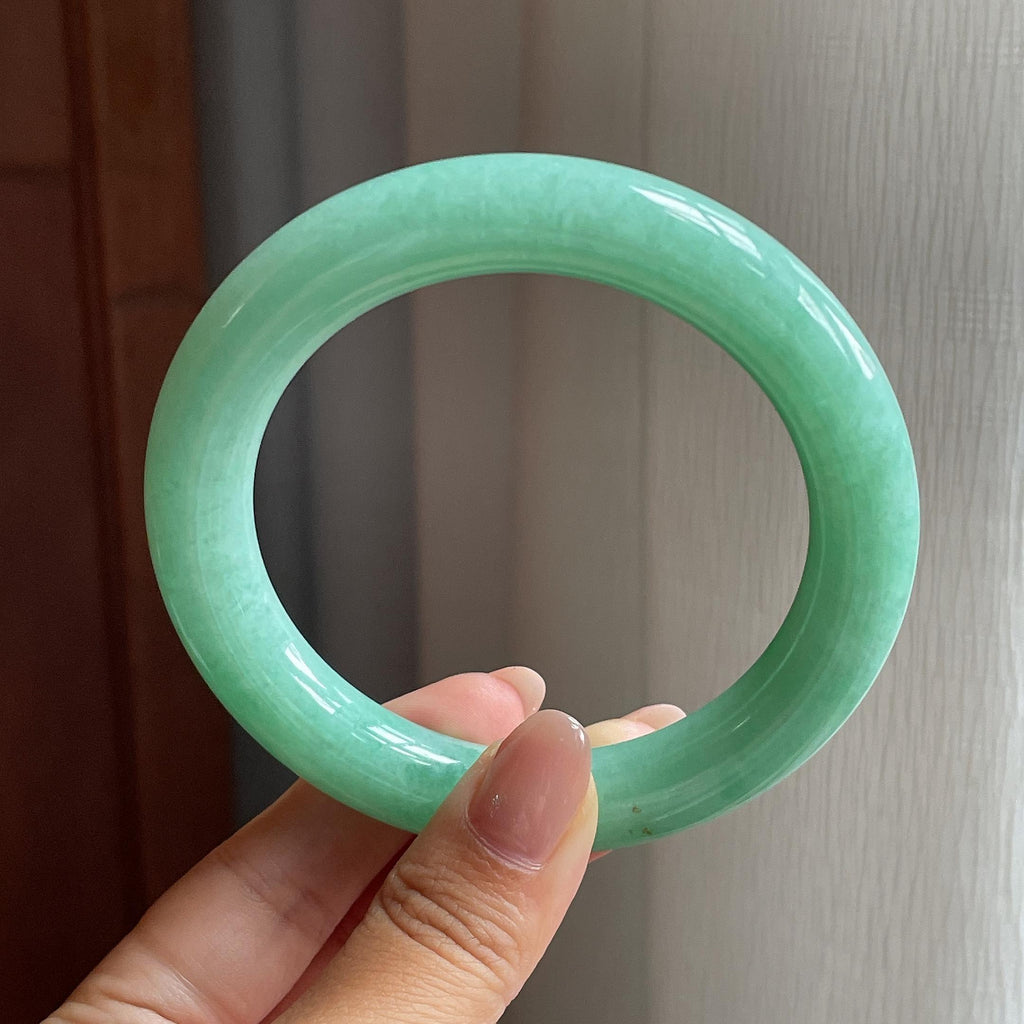 细糯果绿圆条手镯 57圈 天然缅甸Ａ货翡翠（yc498958）