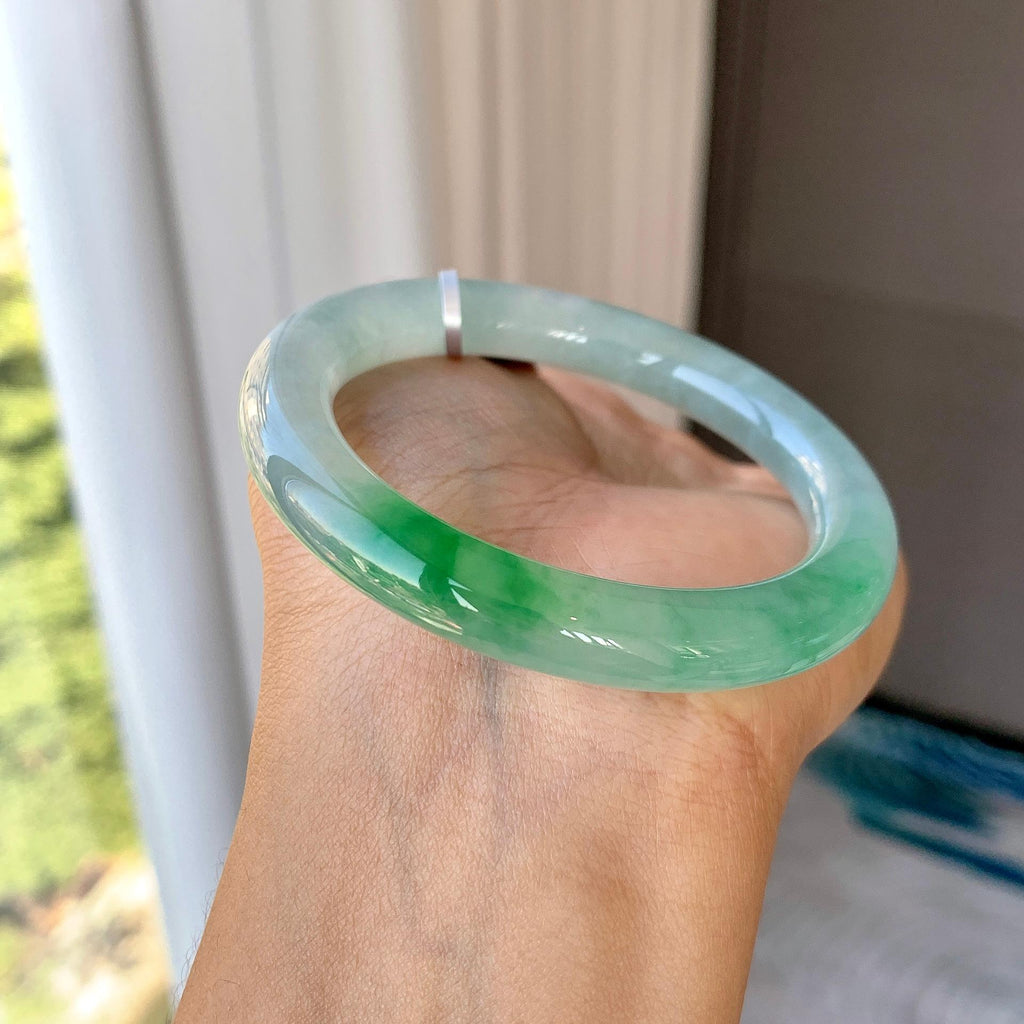 糯冰种飘花圆条手镯（53.5mm）（yc290114）