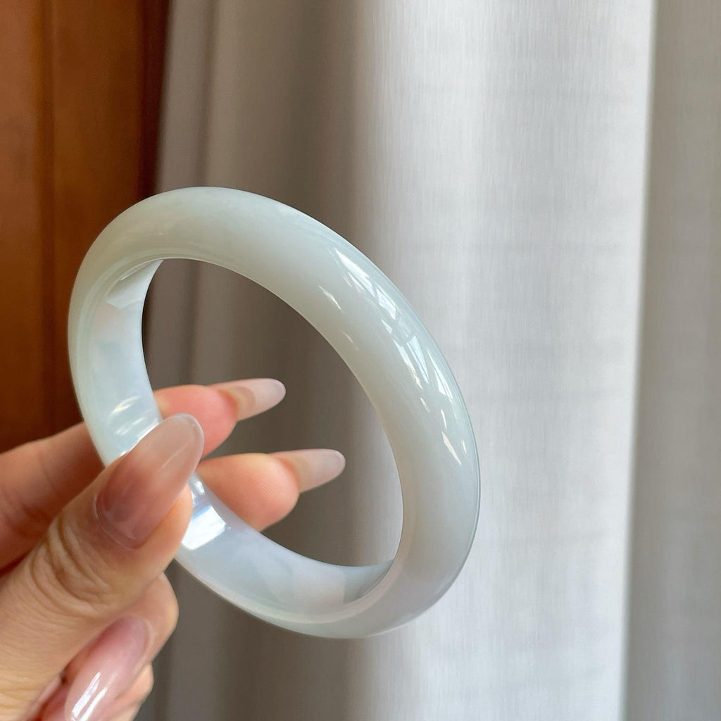 糯冰淡底色翡翠平安（57.6mm）（yc283268）