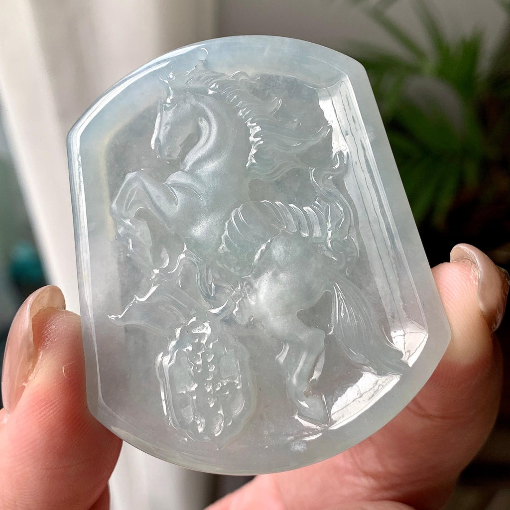糯冰种带底色马牌挂件  天然缅甸A货翡翠（yc427815）