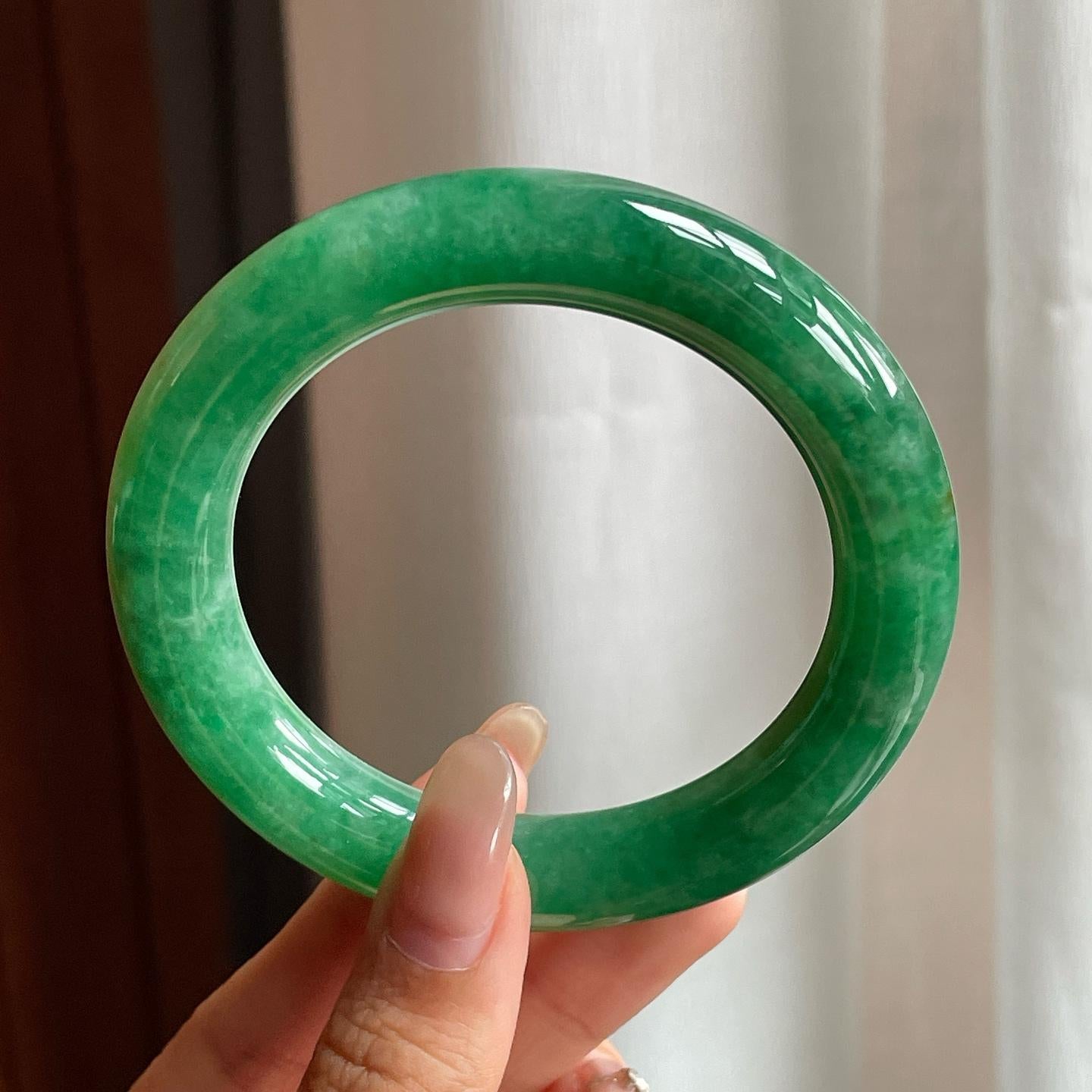 糯冰种满绿翡翠圆条手镯（56mm）（yc200658）
