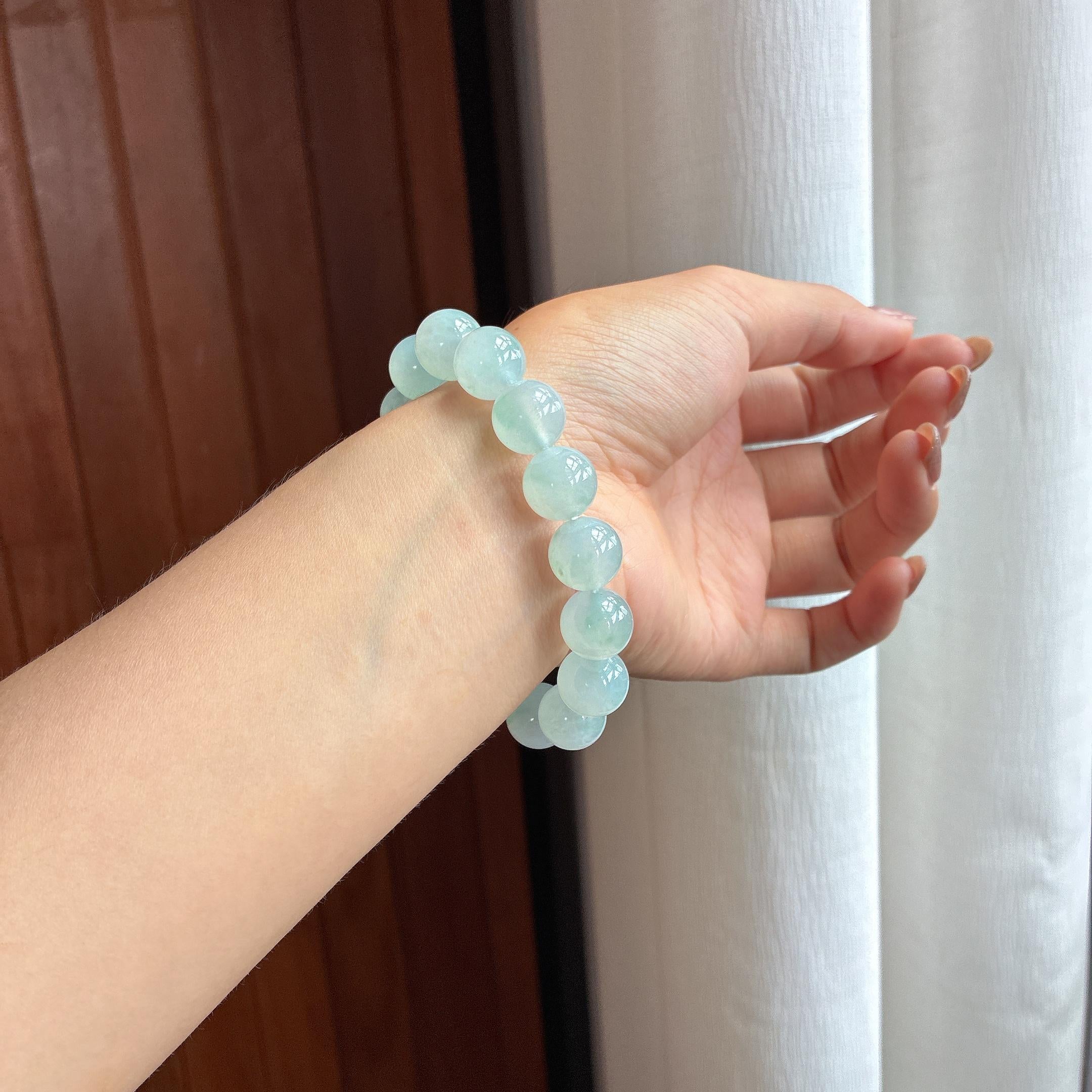 冰种淡底色手串 天然缅甸A货翡翠（yc440944）