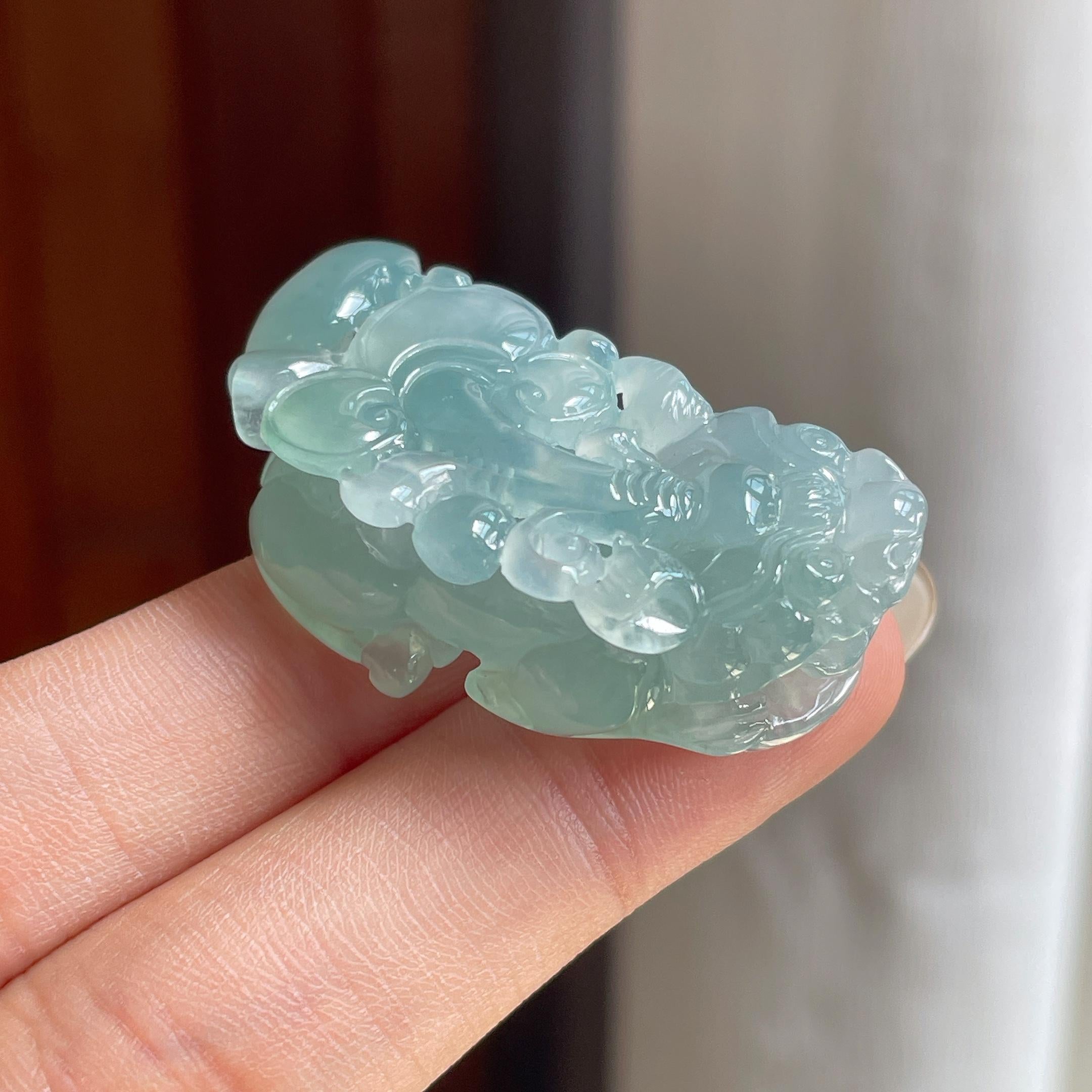 冰种蓝晴翡翠貔貅（yc487153）