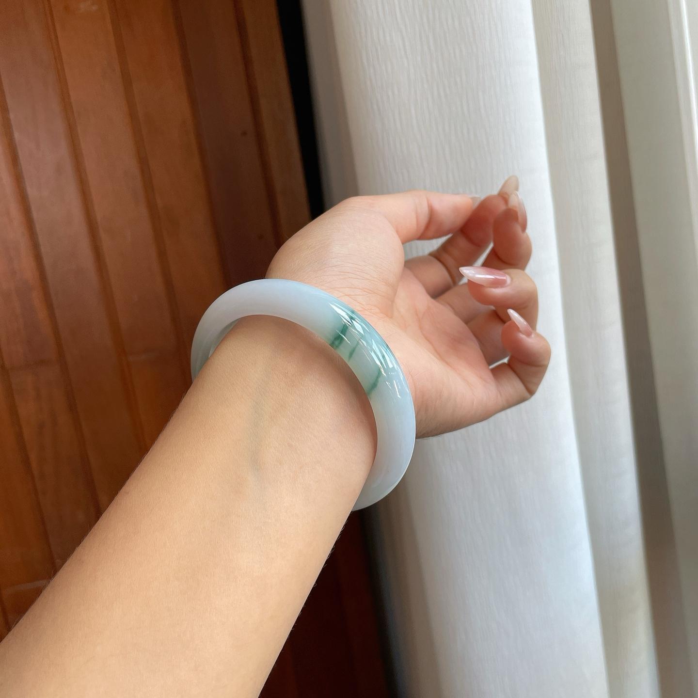 糯冰飘花翡翠平安镯（60mm）（yc267498）