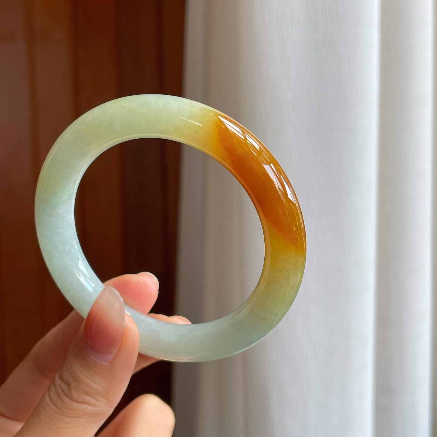 冰种黄翡翡翠圆条手镯（55mm）（yc327167）