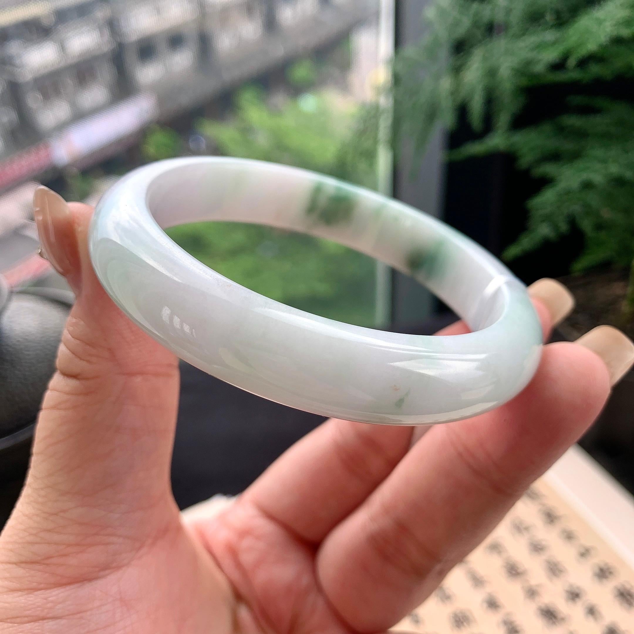 大圈口 细糯种飘绿花正圈平安镯 59圈口 天然缅甸A货翡翠（yc477609）