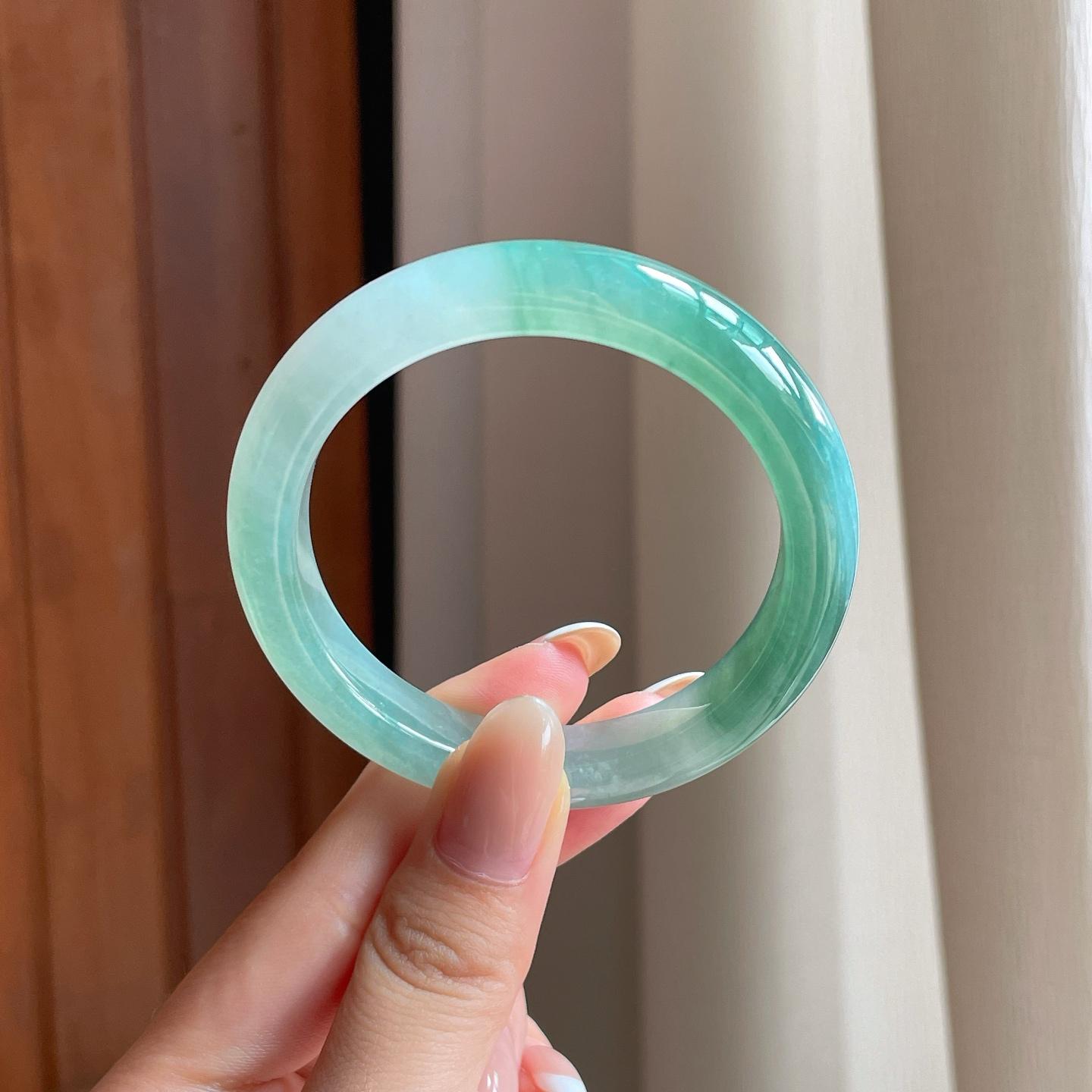 冰种带色翡翠平安镯（52mm)（yc397495）