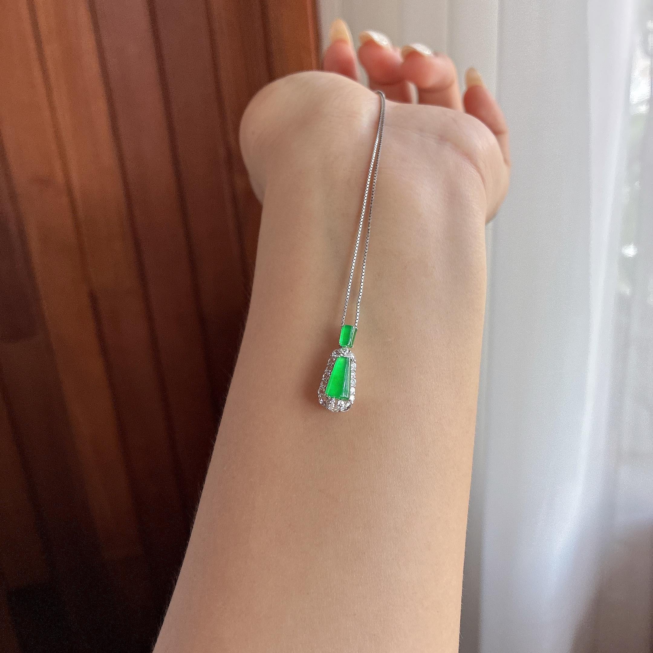 18k金镶冰种起光无事牌挂件 天然缅甸A货翡翠（yc507966）