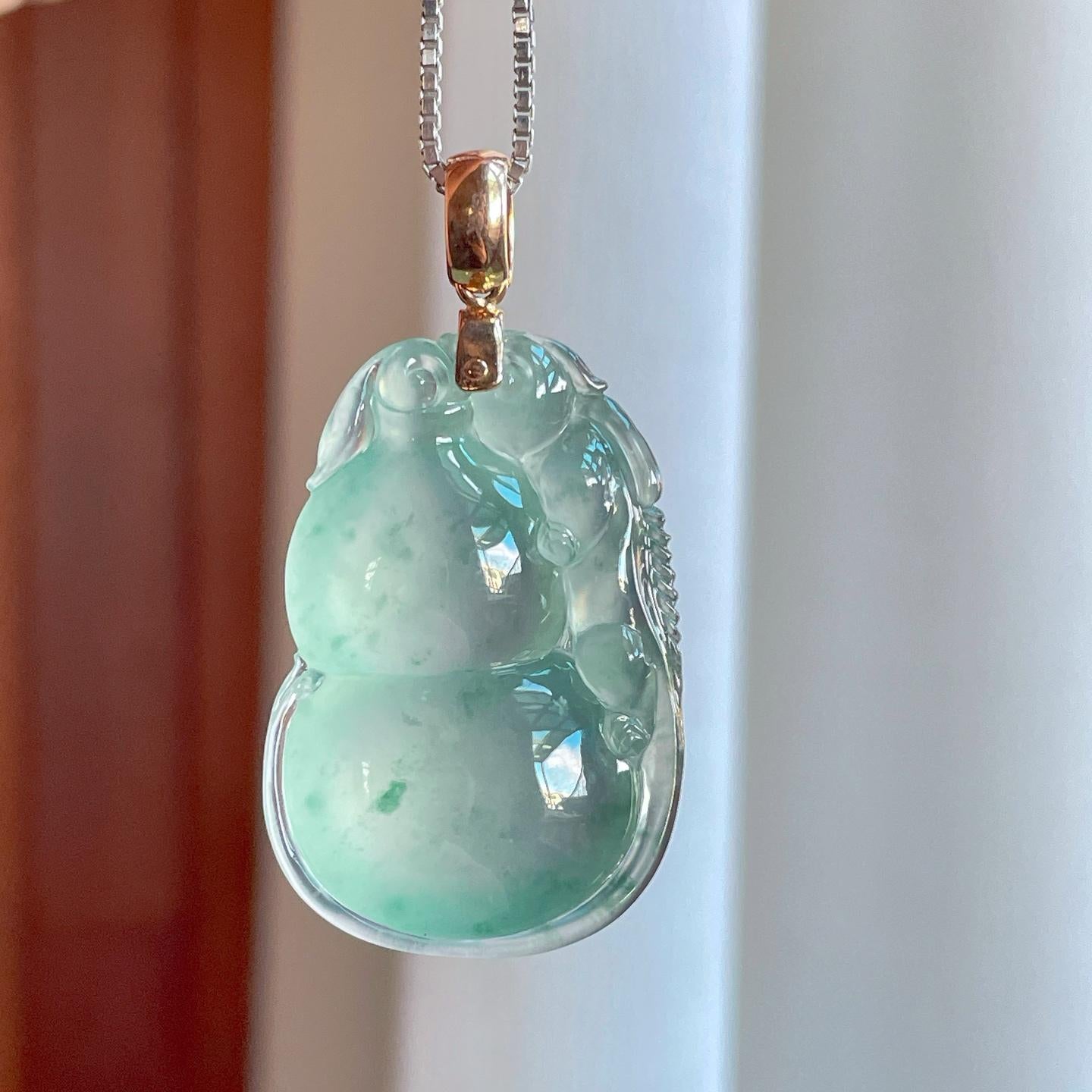 18k金钻镶冰种晴水飘花翡翠葫芦（yc270312）