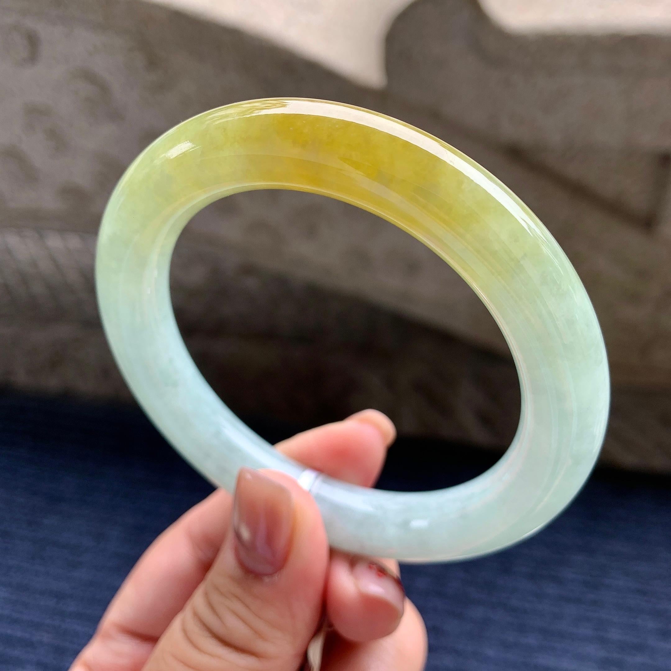 细糯种晴底黄翡圆条手镯 56.8圈口 天然缅甸A货翡翠（yc345049）