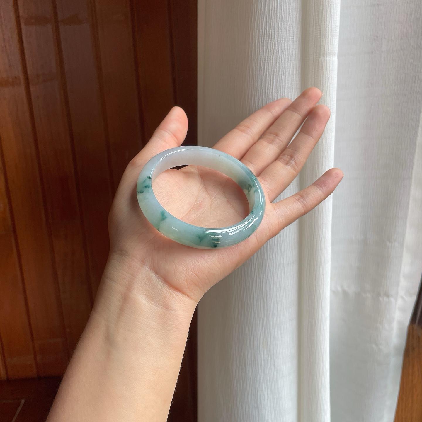 糯冰飘花翡翠平安镯（58.6mm）（yc389550）