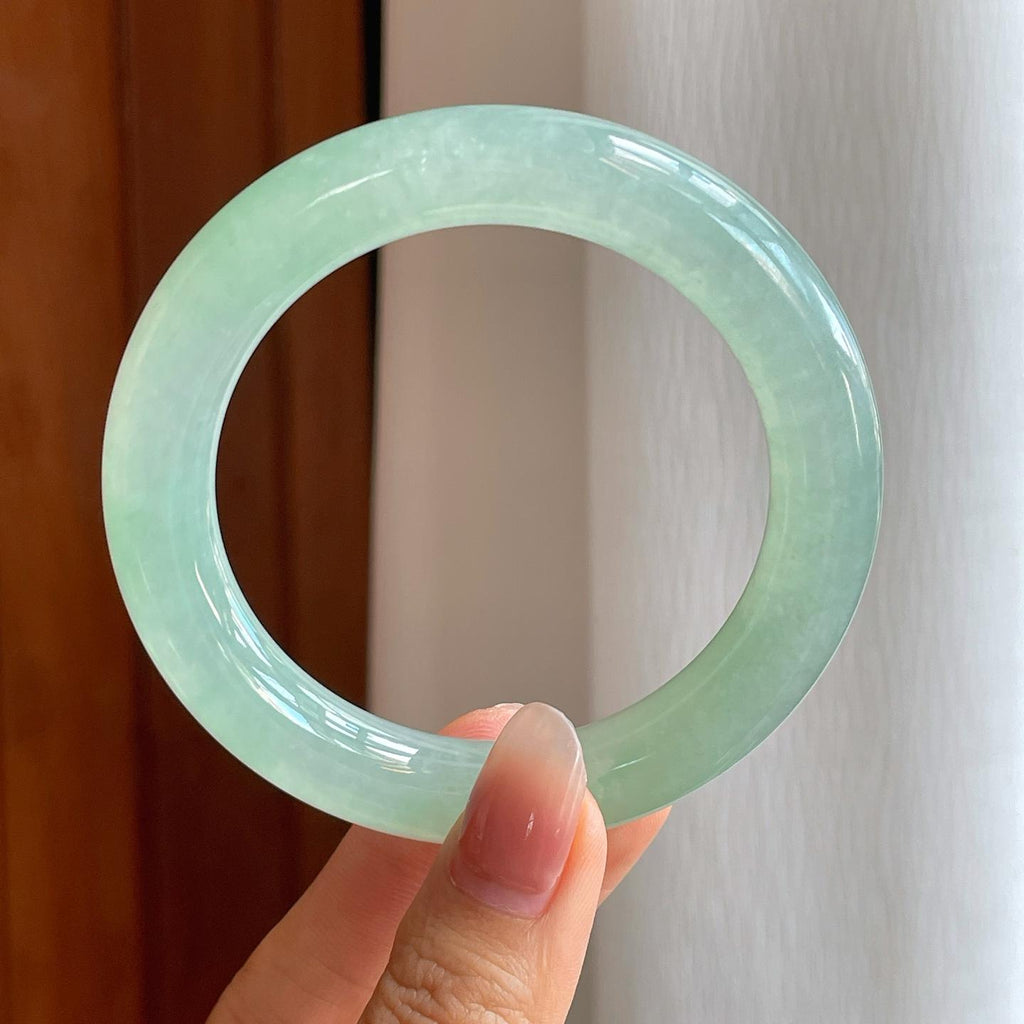 冰种晴底翡翠圆条手镯（57.6mm）（yc310955）