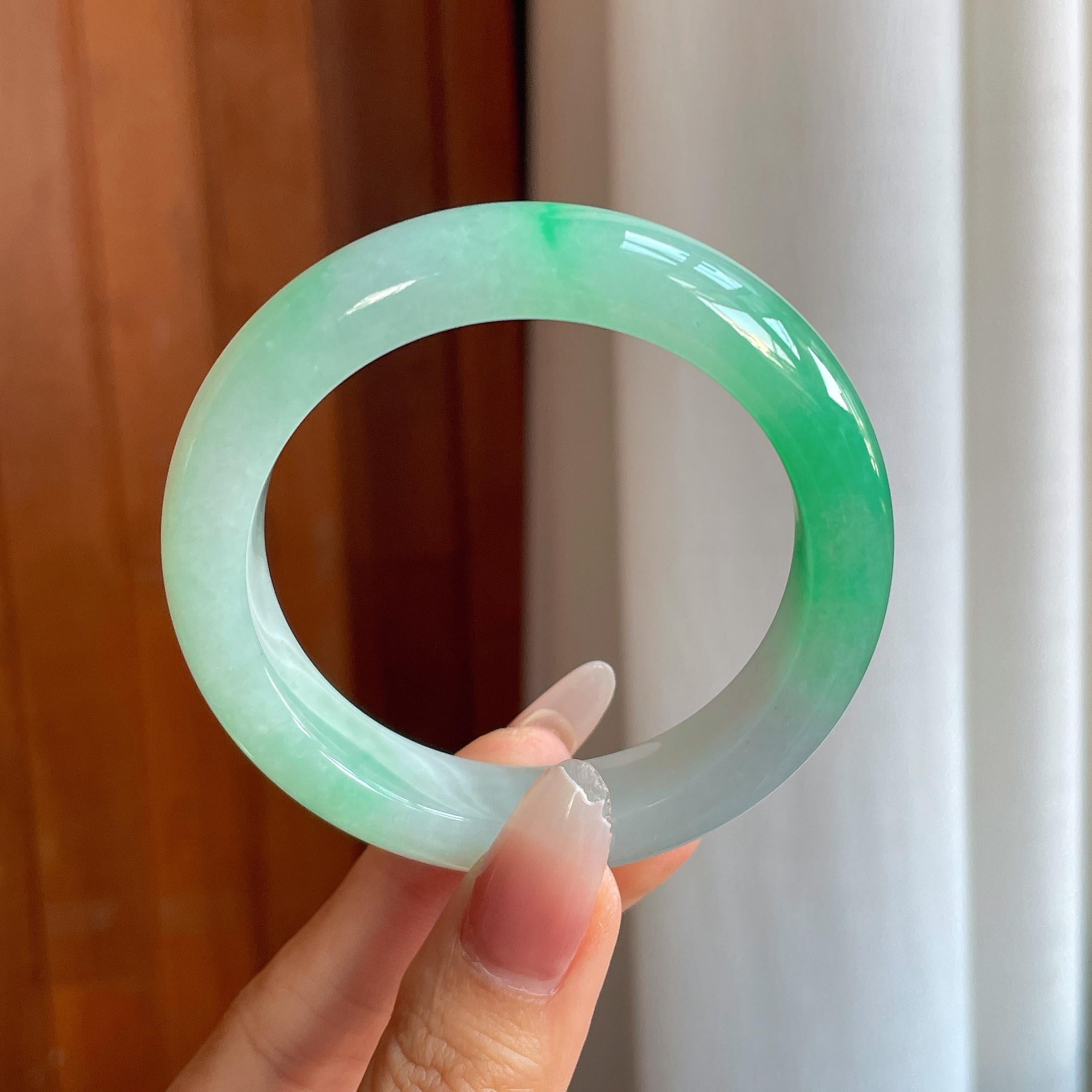 糯冰带色翡翠平安镯（53mm）（yc310373）
