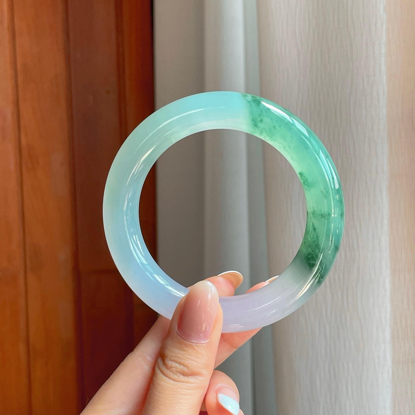 冰种飘花翡翠圆条手镯（57mm)（yc380051）
