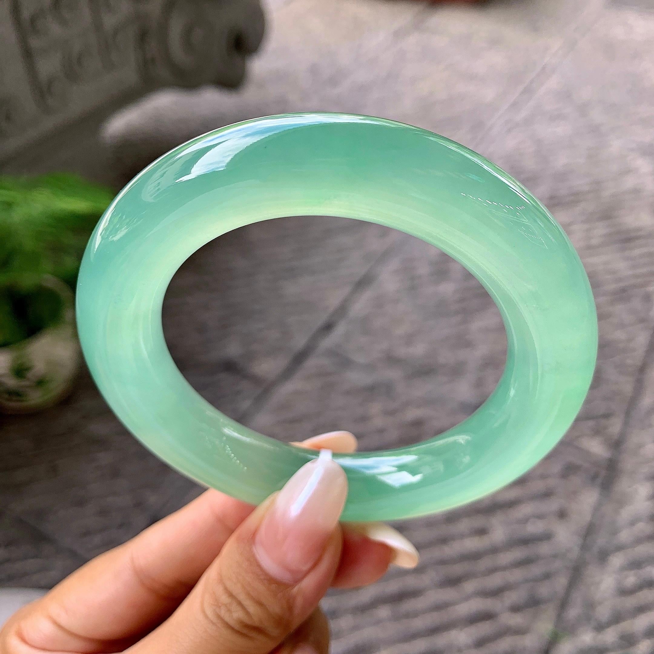 糯冰种晴水圆条手镯（56.8mm）（yc203708）