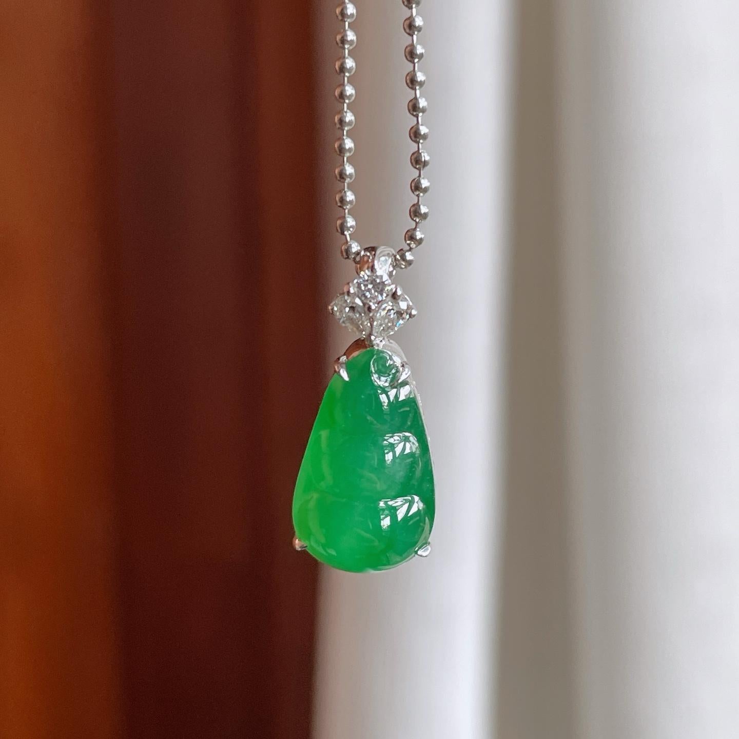 18k金镶镶冰种满绿翡翠豆子（yc246180）