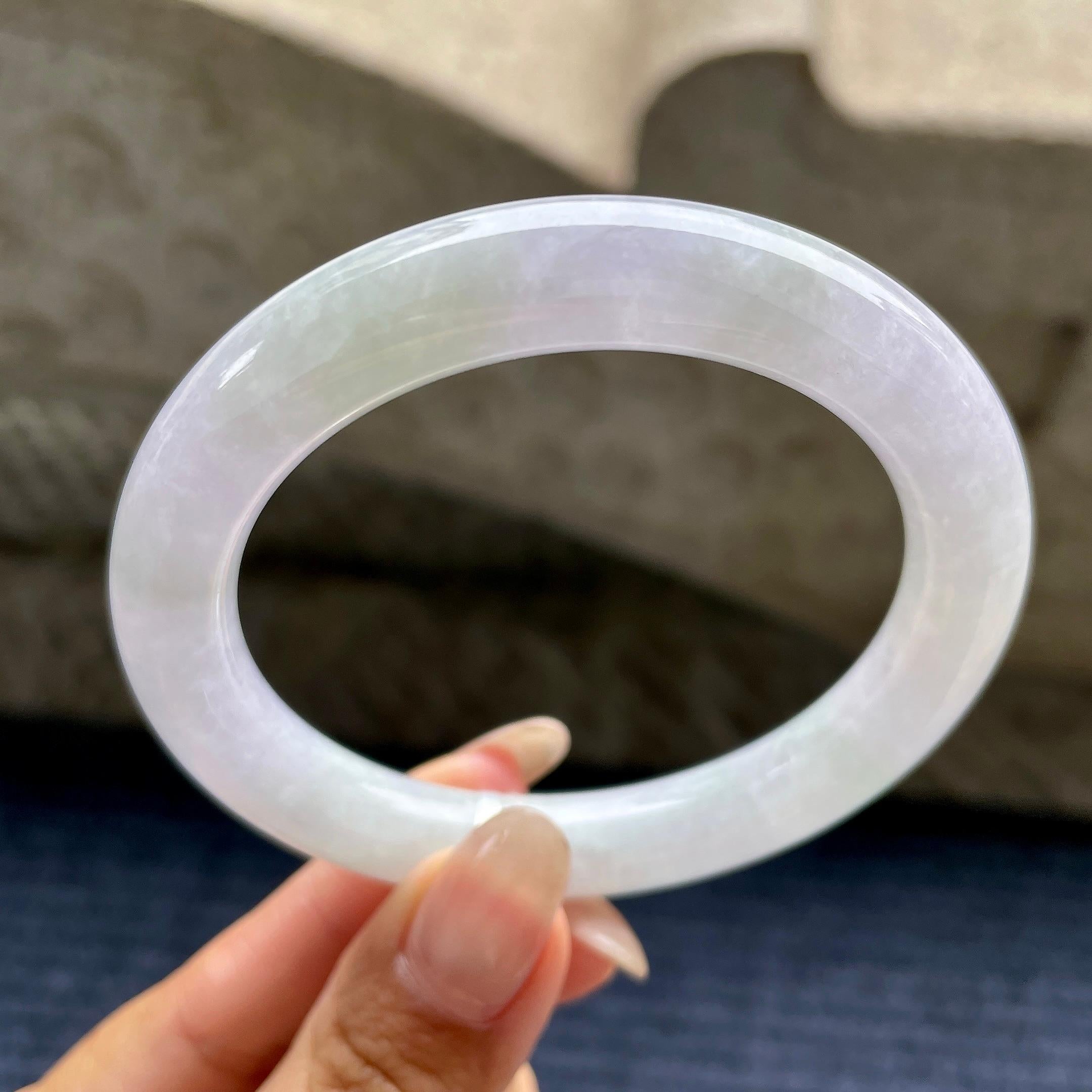 细糯种淡紫罗兰圆条手镯57.6圈口  天然缅甸A货翡翠（yc345821）