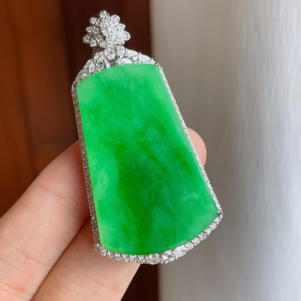 18k金钻镶冰种满绿翡翠无事牌（yc257263）