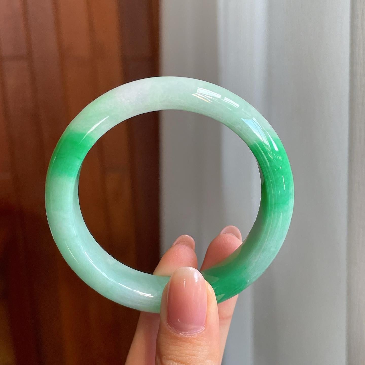 糯冰带色翡翠平安镯（53.6mm)（yc342187）