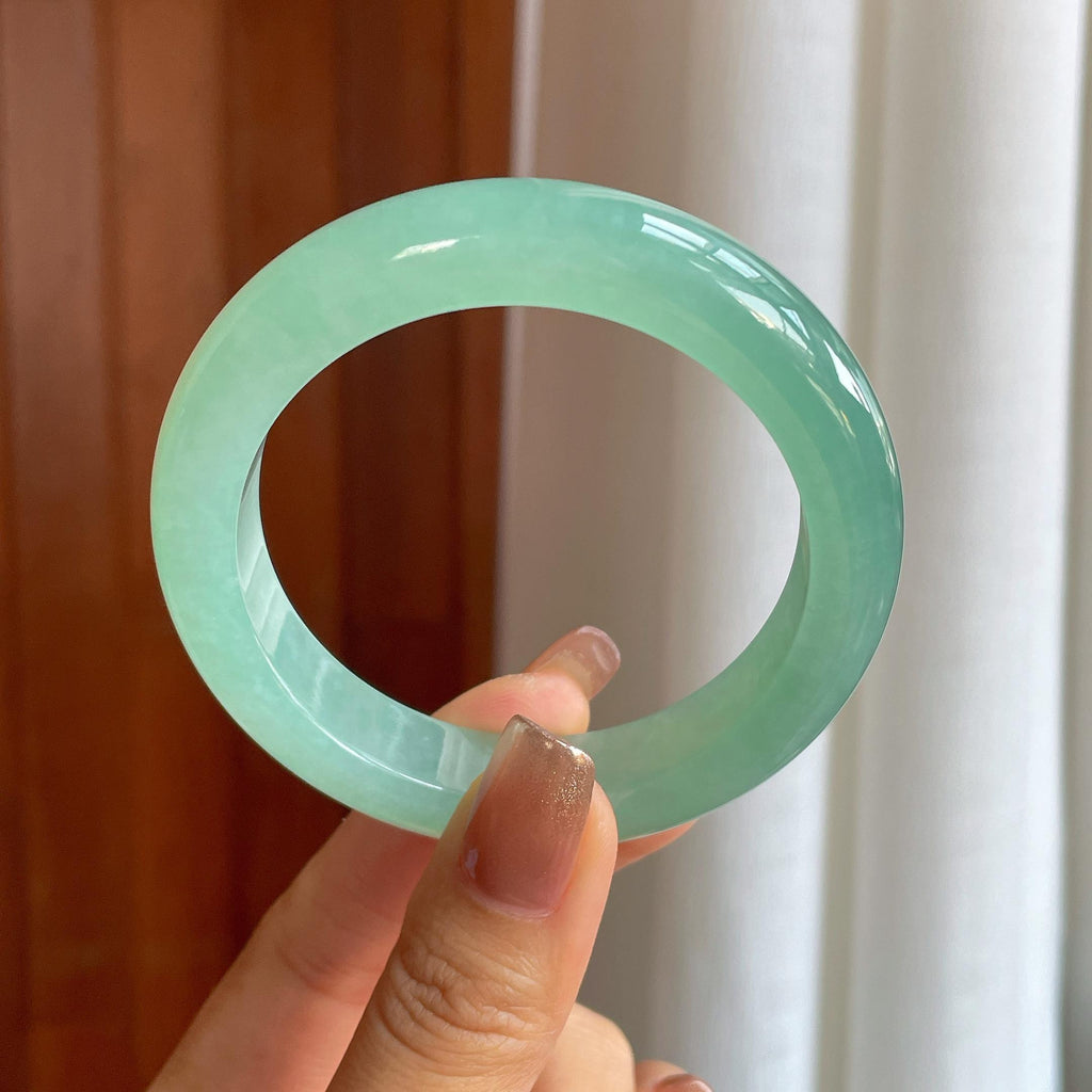 冰种晴绿底翡翠平安镯（55.8mm）（yc365715）