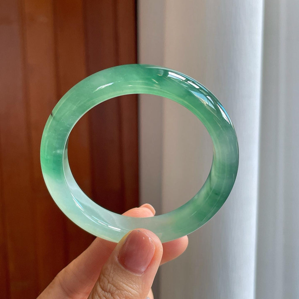 冰种湖水绿翡翠平安镯（54.5mm）（yc276510）