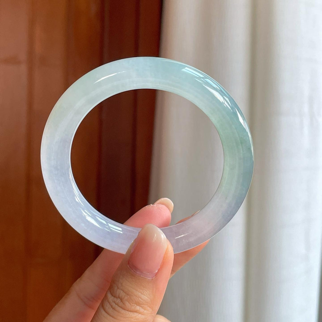 冰种淡春彩底翡翠圆条手镯（54mm）（yc408419）