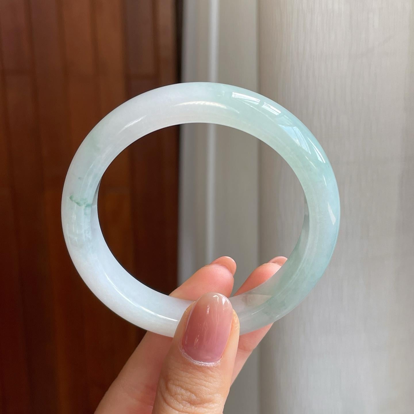 糯冰飘花翡翠平安镯（54.3mm)（yc323701）