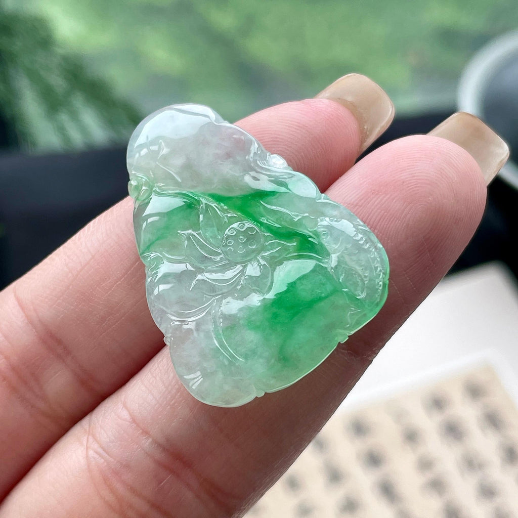 糯冰种飘绿花莲花牌挂件 天然缅甸A货翡翠（yc477755）